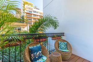 Pier 57 Romantic Zone Luxury Condo 209