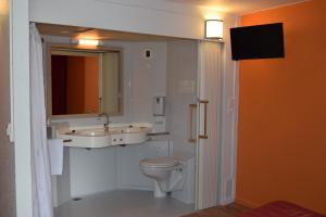 Hotels Premiere Classe Creil - Villers Saint Paul : photos des chambres