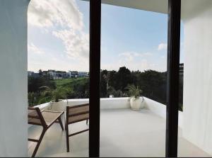 Rare Rice Field View in the heart of Canggu - 4BR