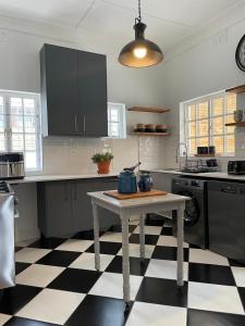 Quaint Muizenberg Stay and Private Suite