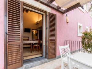 Holiday Home in Carlentini with Swimming Pool,Garden,Terrace