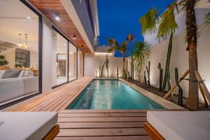 La Prima villa near Savaya