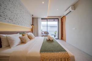 La Prima villa near Savaya