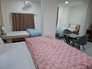 Hotel Kamla Palace