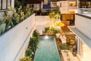 Seminyak Luxe Villa Near Beach, Breakfast Concierge