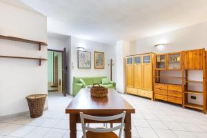 Studio Apartment De Blasi by BarbarHouse