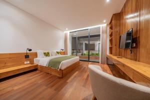 5G Villa 1 Brand-New Tropical 3 bedrooms Villa in the Heart of Berawa