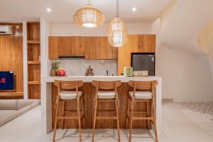 5G Villa 1 Brand-New Tropical 3 bedrooms Villa in the Heart of Berawa