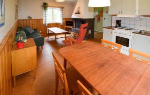 2 Bedroom Amazing Home In Ekshärad