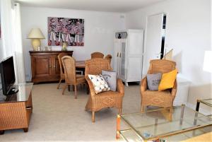 Appartement classé 3 étoiles à 20m de la plage à TREGASTEL - Réf 145