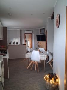 Agli Chalet Bosco- parcheggio e colonnina ricarica auto elettrica con supplemento