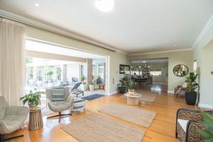 Soterion Beach House