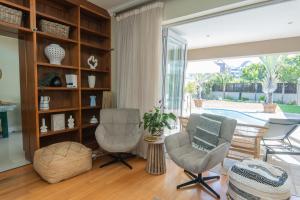 Soterion Beach House