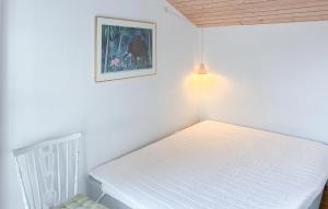 1 Bedroom Awesome Home In Mern