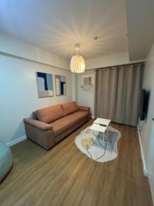 Spacious 3BR Sucat Netflix and Free Parking