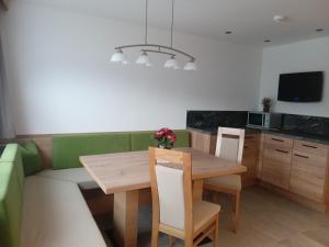 Ferienwohnung Hippach - Monika Sporer