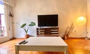 Sunny room in the heart of the city