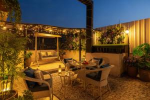 Dahabi Venue Premium- Free Airport Pick up or Drop