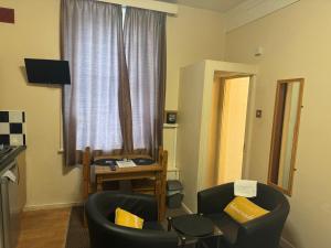 Woodfield Lodge Apartments