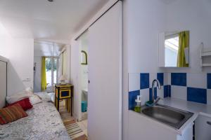 100 m de la plage, rez-de-jardin