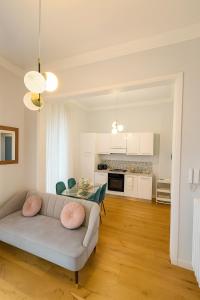 Florence Contemporary Escape