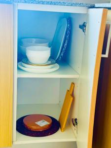 High-Floor Stay near Okada, Airport, City of Dreams, Solaire and MOA with free pool and gym access