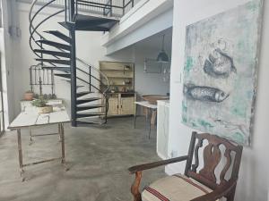 Mountain Views near great restaurants