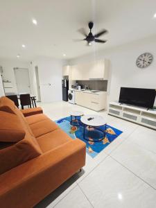 Quill Residence Queen House