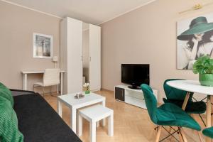 Cozy Apartment in Gdańsk ideal for remote work & Pet-friendly by Noclegi Renters