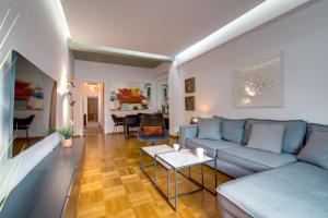 Stylish Flat between Syntagma Sq and Kolonaki