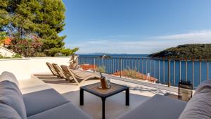 Villa Cristal Blue by Villas Guide