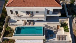 Villa Cristal Blue by Villas Guide