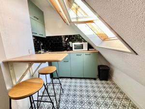 Appartement Vue Mer - À 50m de la Plage des Minimes - Grand Jardin - Parking Gratuit