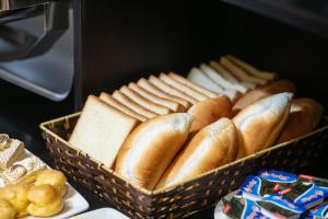 Maya Central Hotel & Spa