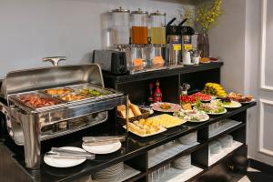 Maya Central Hotel & Spa