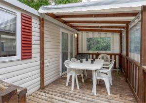 3-bedroom mobile home sleeps 6