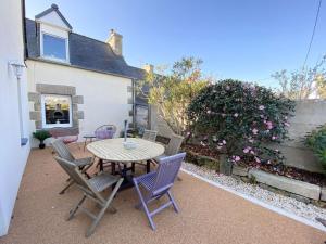 Belle maison avec jardin clos proche plage à lILE GRANDE - Réf 291