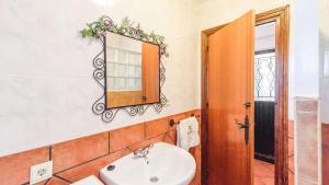 Casa de Paquita Montefrio by Ruralidays