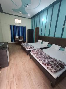 Treat Hotel And Restaurant