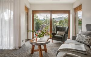 Premium Family Room with Mountain View room in Villa Nova