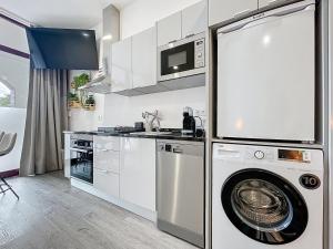 Santa Cruz Studio 1 by Atlantic Holiday