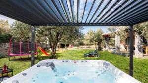 Laras Oasis by Villas Guide
