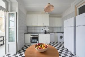 Bright Double Room in a Coliving Apartment