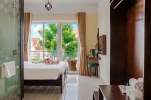 Horizon by LunaVerde