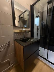 Studio balcon cozy center of Mons