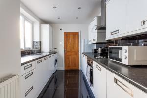 The Family-Ready Worker Hub