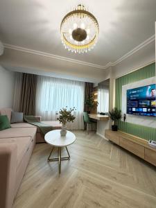 Charming Apartments close CenterCity and Airport by Glam