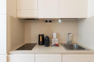 Elegant Parisian Stay - Steps to Opéra, Lafayette & Dining