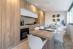 Vico Trigona con terrazza e jacuzzi riscaldata