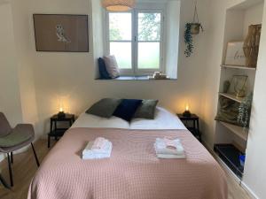 Modern Studio 3 in Historic Abbey